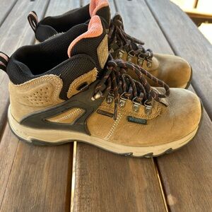 Waterproof Lace Up Boots - Brown